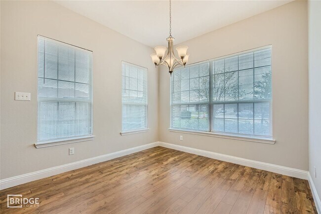 Building Photo - 15603 Danson Dr