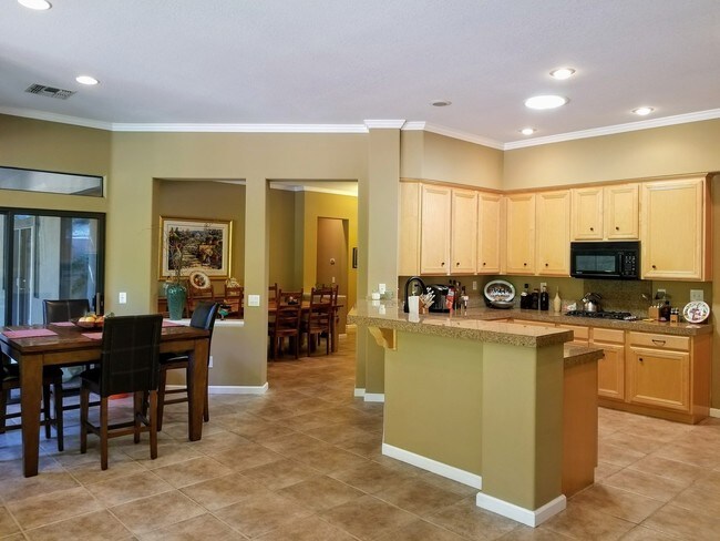 Building Photo - 44 San Marino Cir