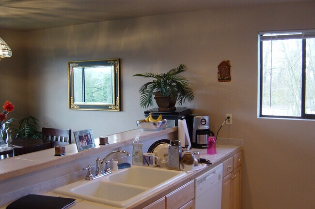 Foto del edificio - 26524 NE Allen Ct