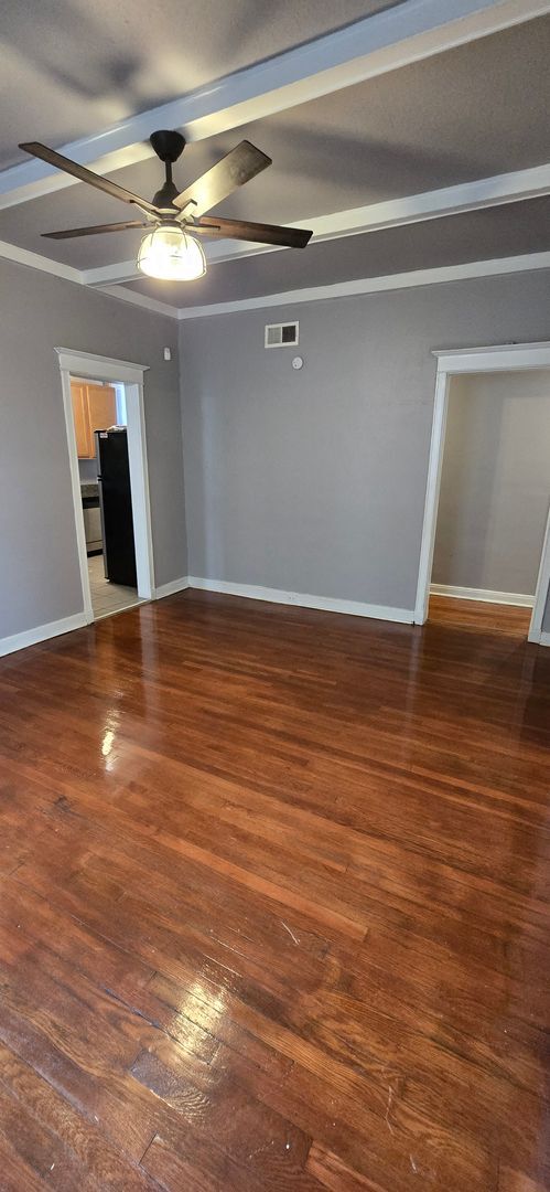 Foto del edificio - Spacious Two Bedroom Condo in the Barwick-Large Kitchen-Renovated Bathroom