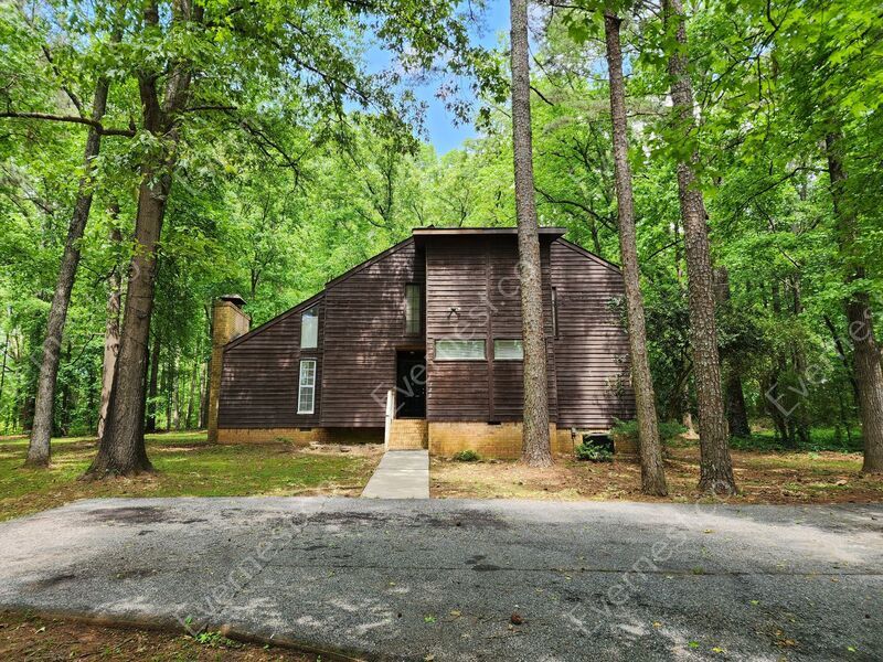 720 Twin Pines Rd, Covington, GA 30014 House Rental in Covington, GA