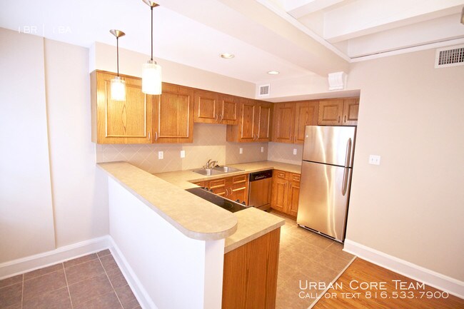 Foto del edificio - 908 Ward Pkwy