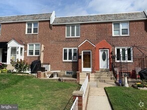 Building Photo - 1345 N 76th St