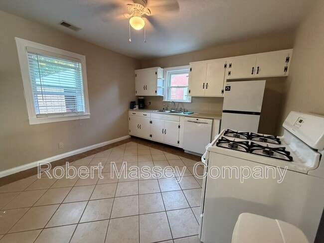 Building Photo - 3519 Whippoorwill Rd