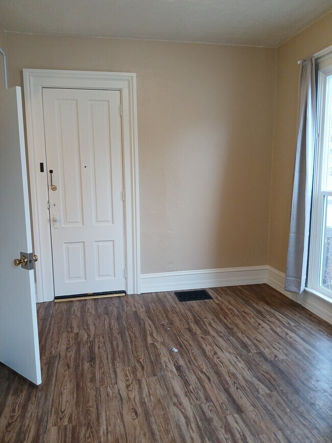 Building Photo - 453 N Buckeye St