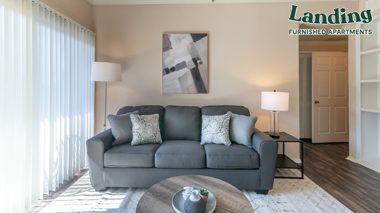 Foto principal - 801 Legacy Dr