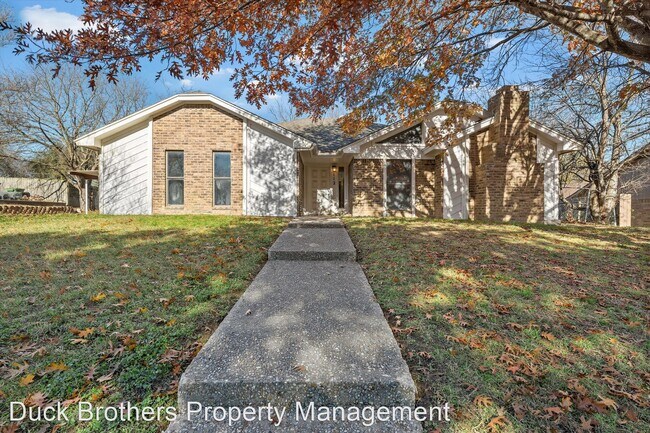 Foto del edificio - 3 br, 2 bath House - 112 Patricia Dr