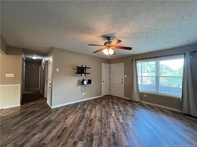 Building Photo - 420 Mangum Ct