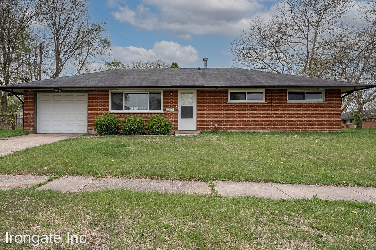 3 br, 2 bath House 5300 Naples Dr. House Rental in Dayton, OH