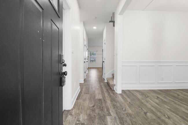 Foto del edificio - 525 Woodtrace Dr
