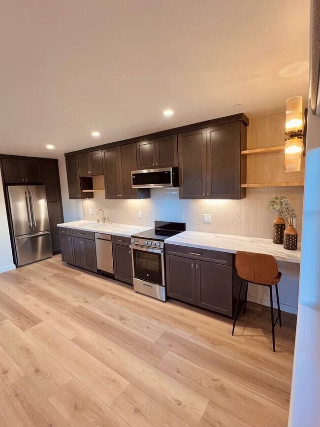 Foto del edificio - 7715 Eads Ave