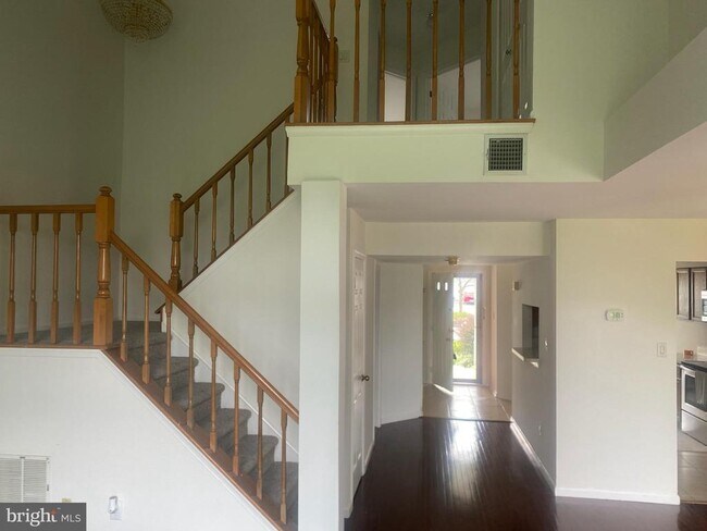 Foto del edificio - 113 N Park Rd