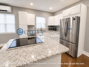 Building Photo - 748 S 1300 E