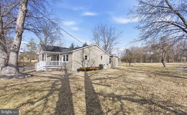 Foto del edificio - 11003 Weaversville Rd