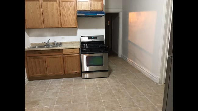 Building Photo - 3242 W 38th Pl