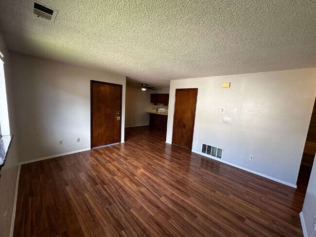 Building Photo - "Charming 2-Bed Condo Retreat in Colorado ...