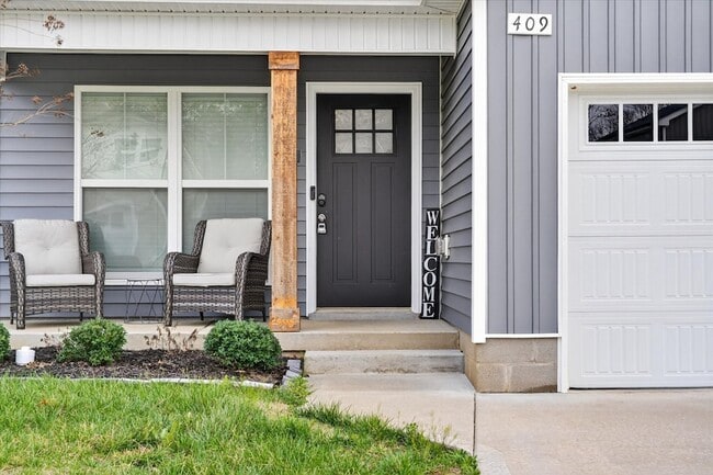 Foto del edificio - 409 Hillside Dr