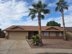 Building Photo - 820 N Slater