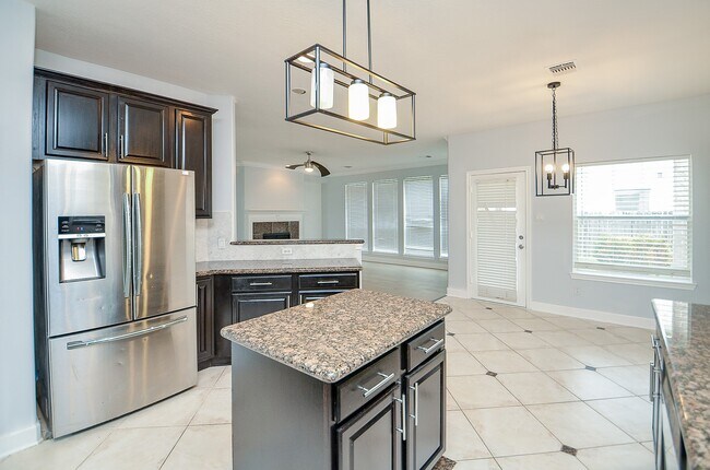 Foto del edificio - 14203 Marina Bay Ln