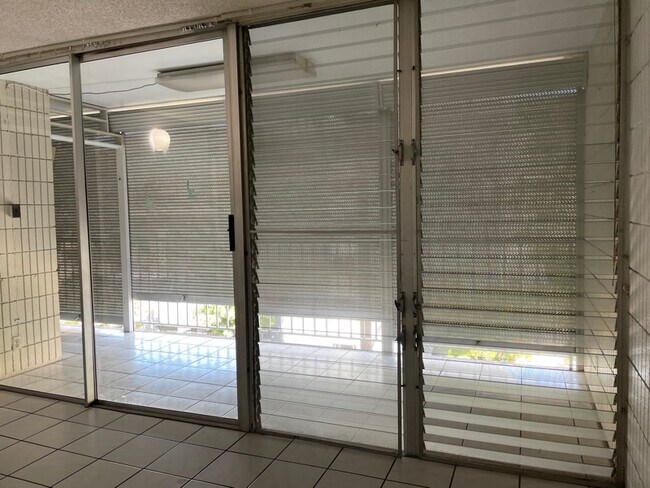 Foto del edificio - 827 Kinau St