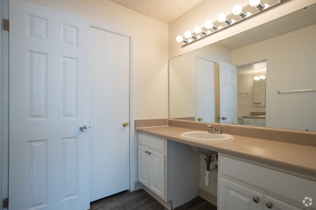 Interior Photo - Hull Flats