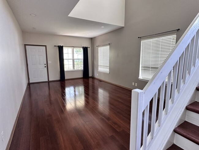 Building Photo - 14263 S Napa Cir