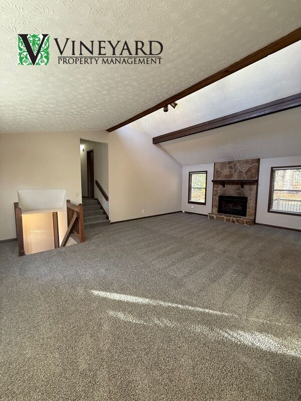 Building Photo - 1623 Rex Dr