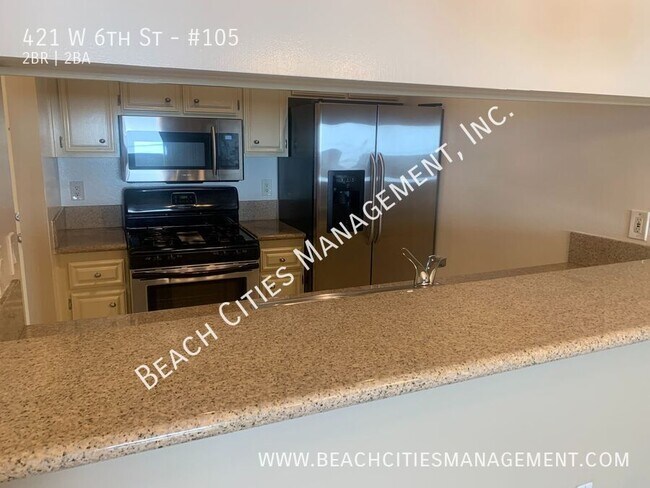 Foto del edificio - 421 W 6th St
