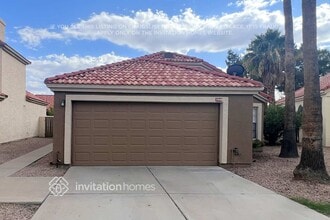 Building Photo - 1545 E Laurel Ave