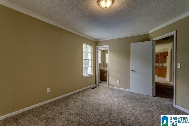 Foto del edificio - 5562 Dug Hollow Rd