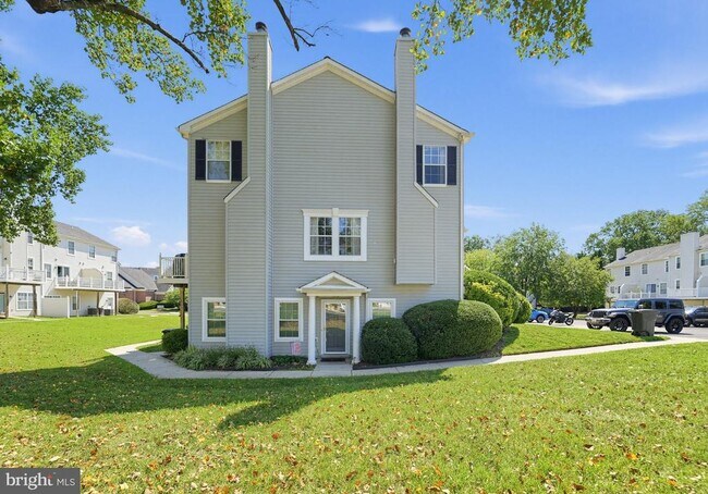 Foto del edificio - 1416 Nestlewood Ct