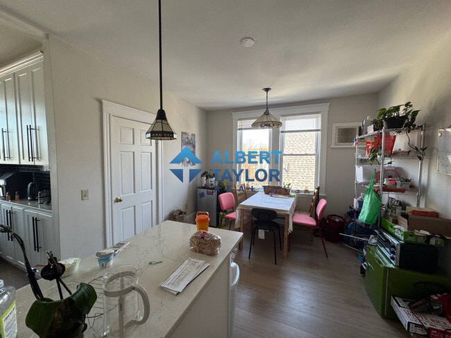 Eat in Kitchen Area - 33 Shannon St