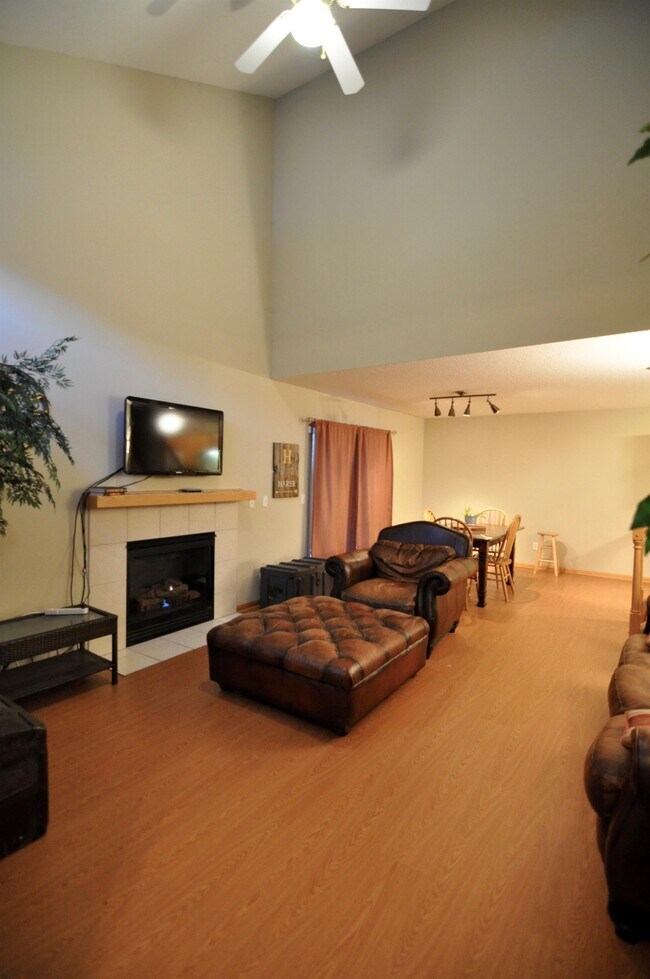 Building Photo - 20528 Erin Ct