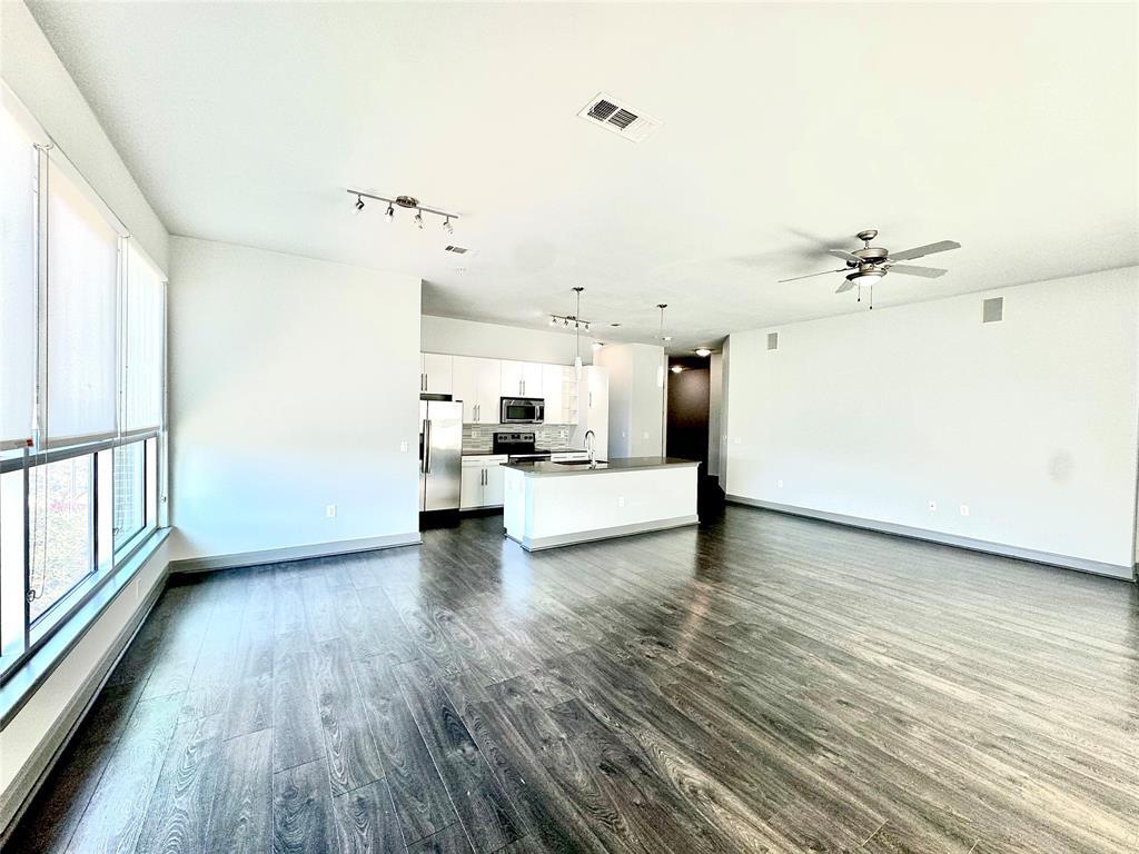 3788 Richmond Ave. Unit 1134, Houston, TX 77046 Condo for Rent in