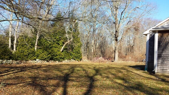 Building Photo - 63 Colebrook Rd