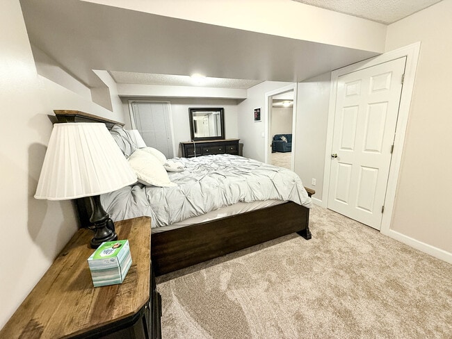 Building Photo - 1702 Garrison Pl