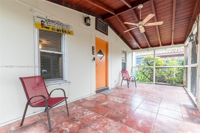 Foto del edificio - 2967 SW 21st St