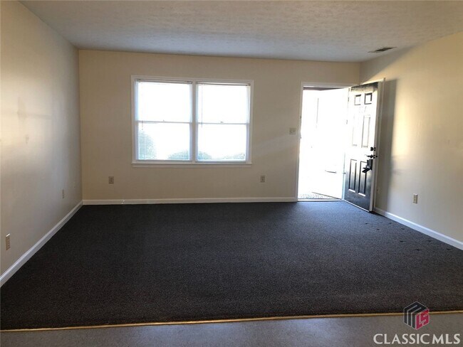 Building Photo - 147 Dement St