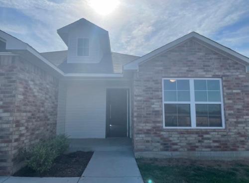 Building Photo - BEAUTIFUL HOMES FOR RENT...   .