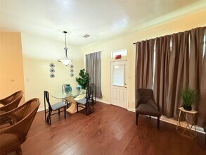 Building Photo - 4010 Highland Vale Ct