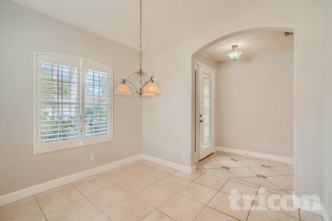 Building Photo - 5270 Levi Ln