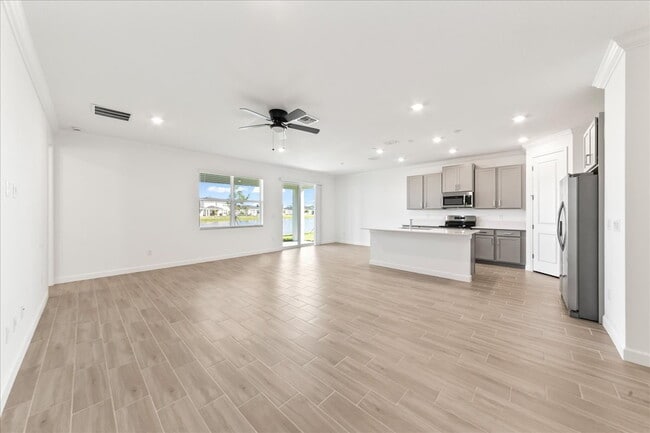 Foto del edificio - Brand-new 4-bedroom, 2-bathroom home for rent