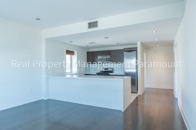 Building Photo - 1700 Sawtelle Blvd