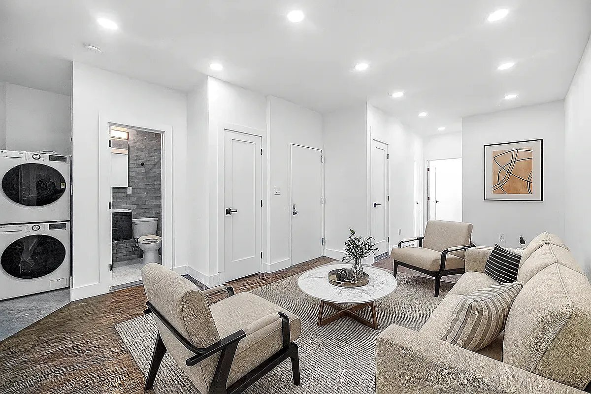 Foto principal - 854 4th Ave