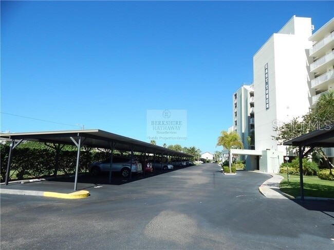 Building Photo - 300 Woodette Dr