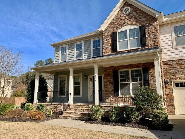 Building Photo - Spacious 5 Bedroom | 4 Bath Cary Home, Law...