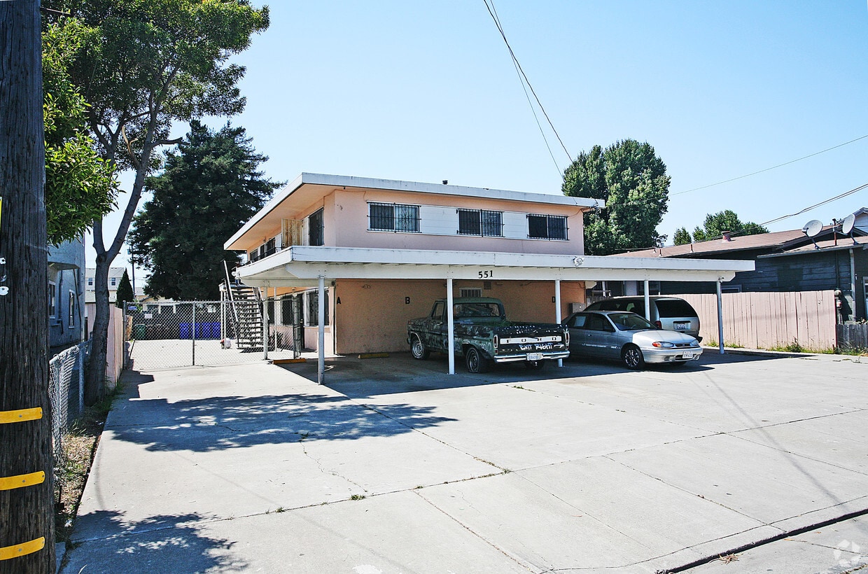 Building Photo - 551 South 30th