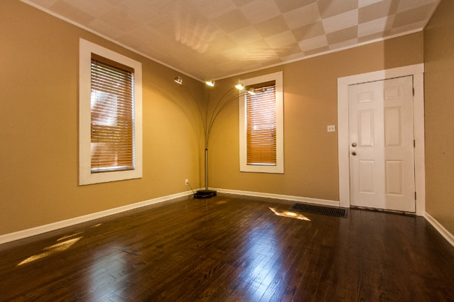 Foto del edificio - 571 Angella St