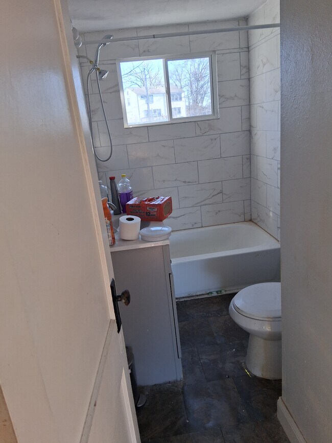 Foto del edificio - 602 Boden St