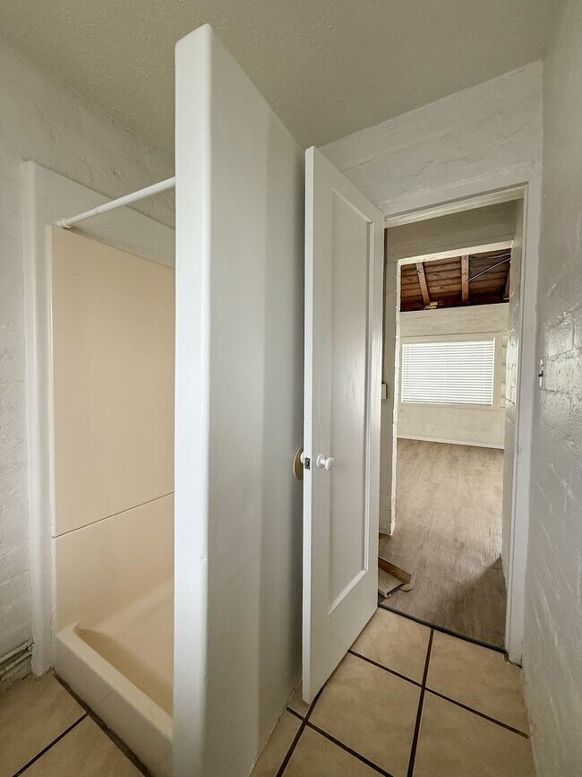 Building Photo - 73544 Cedar Dr